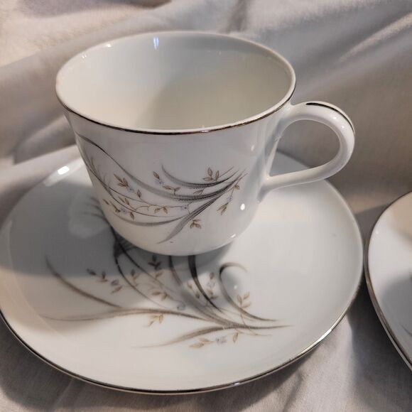Castlecourt Fine China Wheat Spray Japan Cup & Saucer Set Of 4 - Picture 5 of 11